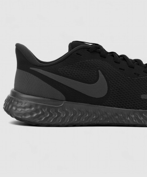 nike revolution 5 online