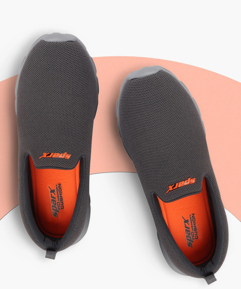 Sparx SM 675 Walking Shoes For Men