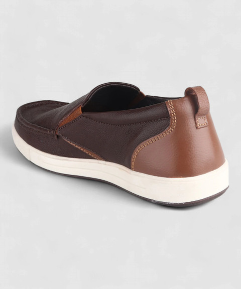 RED CHIEF RC3887 003 Casuals For Men - Buy RED CHIEF RC3887 003