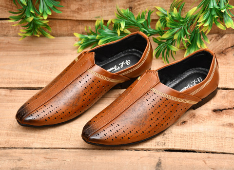 G L Trend Stylish Party Wear Casual look Ethnic Nagra Shoe for Men Jutis  For Men