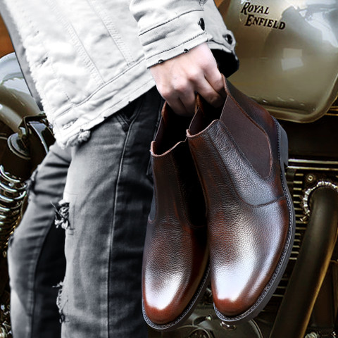 Brown Leather Jacket With Chelsea Boots Blundstone 1900 Brown