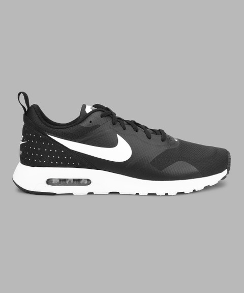 nike tavas black and white