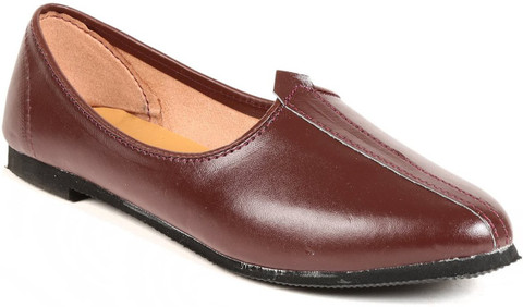 Punjabi Jutti Bata Men's Leather Juttis And Mojaris Gofits