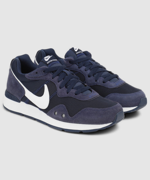 nike sportswear venture
