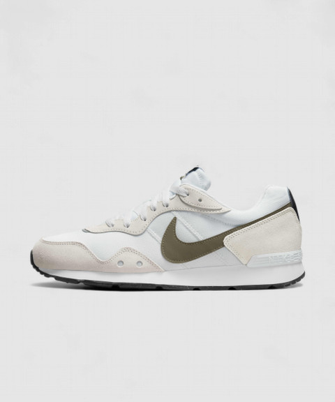 nike venture runner men's reviews