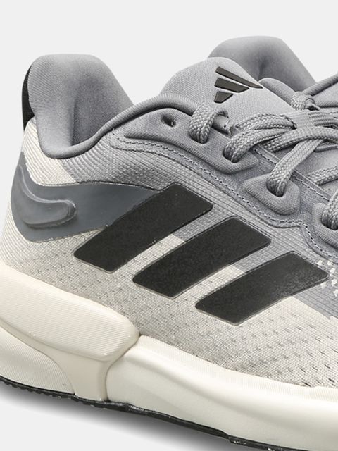 ADIDAS Runmet ST M Sneakers For Men - Buy ADIDAS Runmet ST M