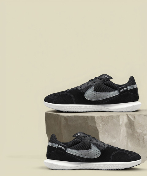 NIKE Streetgato Running Shoes For Men - Buy NIKE Streetgato