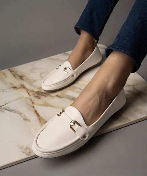 SHOETOPIA Casual Wear Golden Metal Buckle Detailed White Loafers