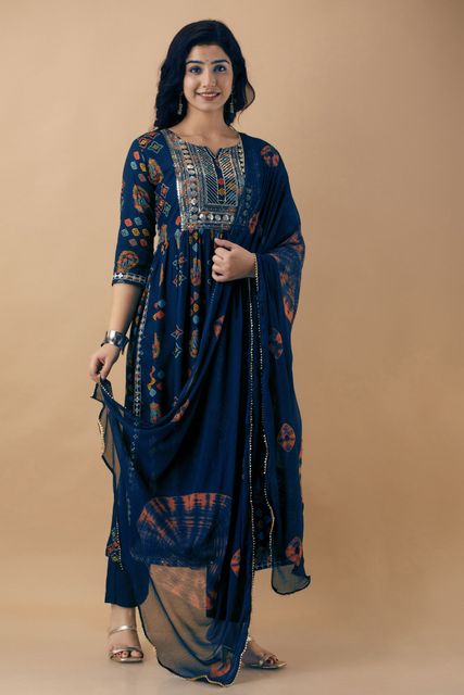 Ewedoos Women Viscose Rayon Kurta Pant Dupatta Set - Image 7