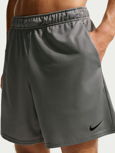 nike shorts flipkart