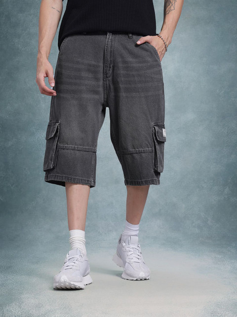 Roadster Solid, Dyed/Washed Men Black Cargo Shorts
