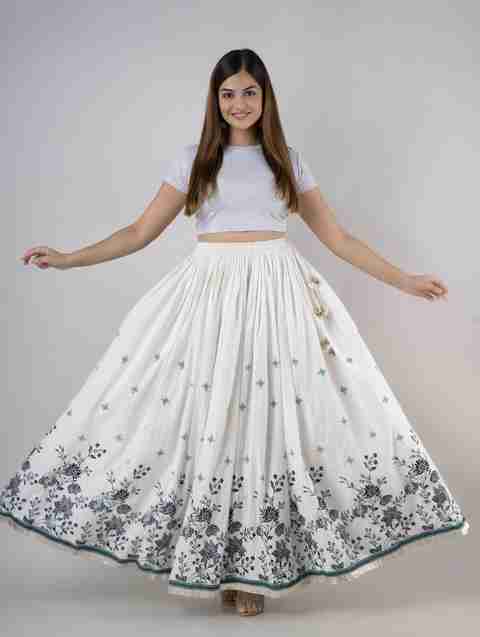 ★新品タグ付き★ Jacquard skirt white34 jacquard tiered mini skirt pants – BUNNY APARTMENT