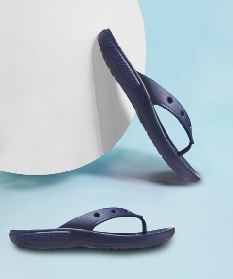 CROCS Men Classic Flip Flops