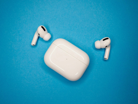 WauroNix AirPods Pro (Gen 2) Copy – Lightweight & Clear Sound