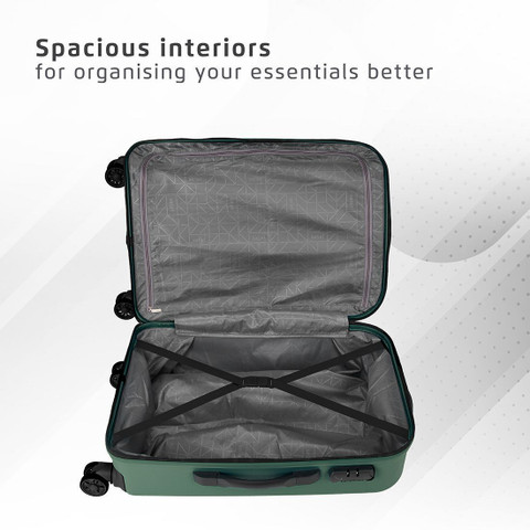 ザリガメ　カーキ色の上下セット、サイズ52-54（3-4） ザリガメ カーキ色の上下セット、サイズ52-54（3-4） ザリガメ カーキ