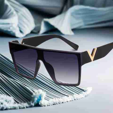 SIAM SHADE Ⅹ 〜The Perfect Collection〜 Buy Pink Solid Oversized Thick Temple Square Sunglasses Online