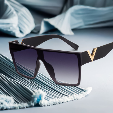 Eymen I Over-sized, Rectangular, Retro Square Sunglasses