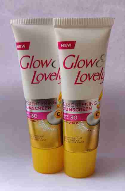 日焼け止め lovely 30-brightening-sunscreen-with-