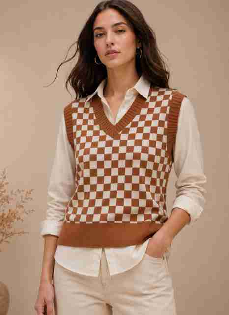 FEVERFEW Women Checkered V Neck Multicolor Sweater - Image 2