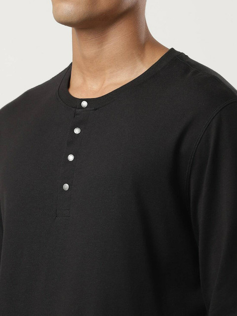JOCKEY Solid Men Henley Neck Black T-Shirt Buy JOCKEY Solid Men