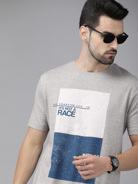 Roadster Graphic Print, Printed, Typography Men Round Neck Grey T-Shirt