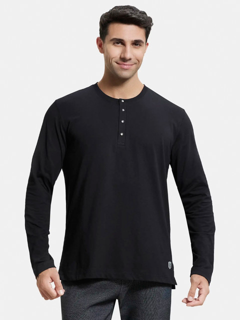 JOCKEY Solid Men Henley Neck Black T-Shirt