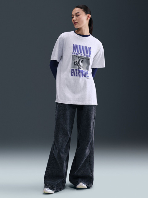 grey nike t shirt women's