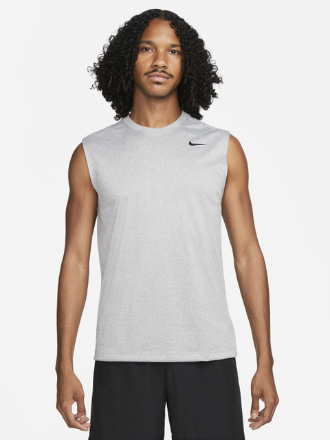 NIKE Solid Men Round Neck Grey T-Shirt