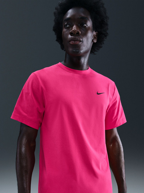 mens nike t shirt pink