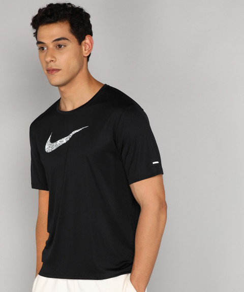 NIKE Solid Men Crew Neck Black T-Shirt Buy NIKE Solid Men Crew