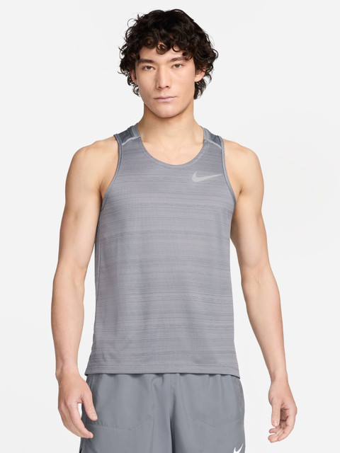 NIKE Solid Men Round Neck Grey T-Shirt Buy NIKE Solid Men Round