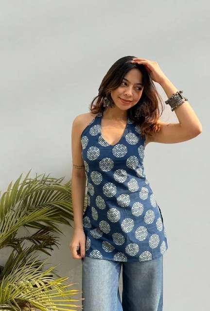 Krishna sakhi Casual Sleeveless Printed Women Blue Top view 2