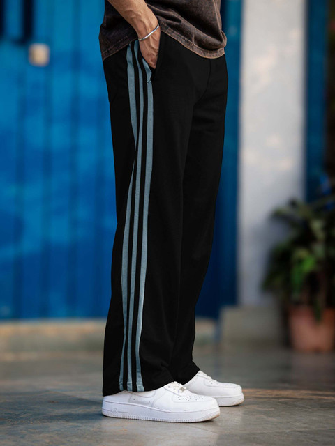 MANIAC Colorblock Men Black Track Pants - Buy MANIAC Colorblock