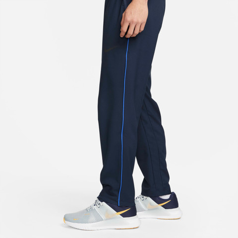 navy blue nike jogging pants