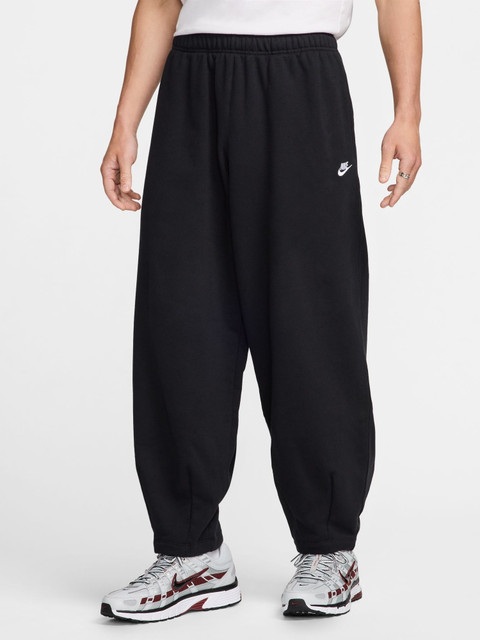 nike solid men black track pants