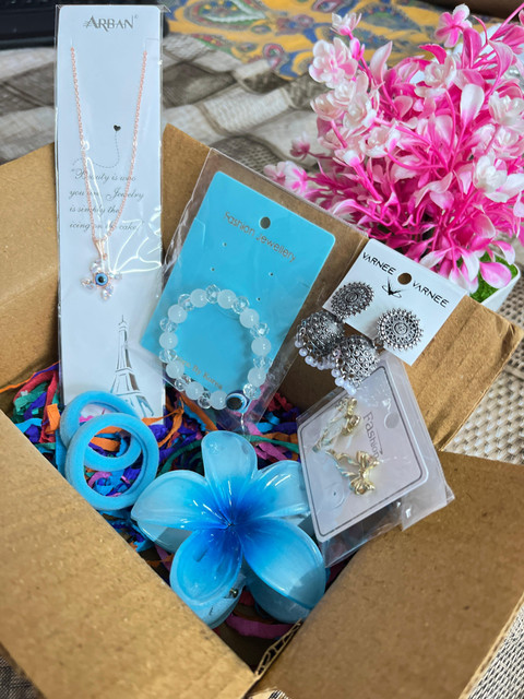earrings luxury jewellery gift boxes