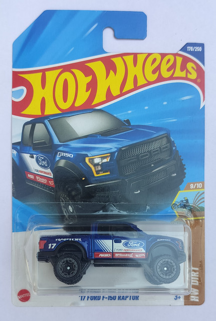 HOT WHEELS HW DIRT 9/10 17 FORD F-150 RAPTOR TOY CAR HW DIRT