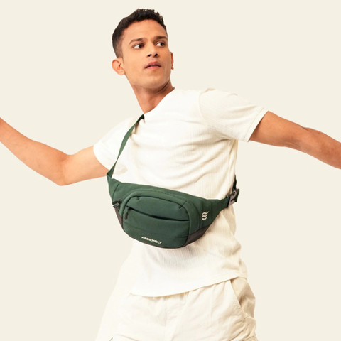 Assembly Cross Body Fanny Pack for Men Women with Adjustable Strap for  Comfort Travel Waist Bag
