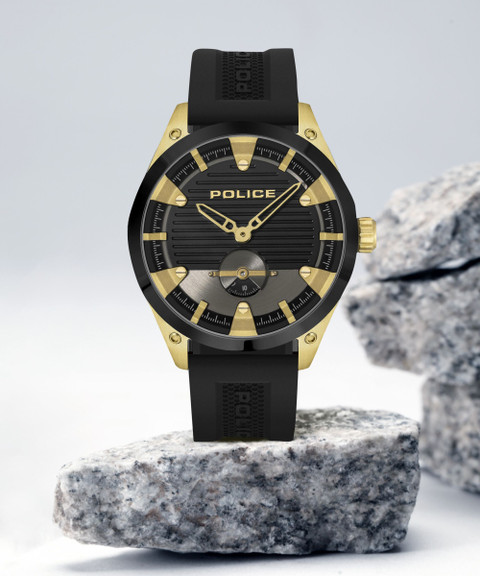 Police PLPEWJM2118940 Analog Watch For Men