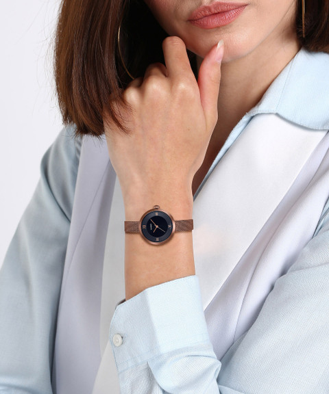 CASIO LTP-E154MR-1ADF Enticer Ladies Analog Watch - For Women - Buy CASIO LTP-E154MR-1ADF Enticer Ladies Analog Watch - For Women A1853 (LTP-E154MR-1ADF) Online at Best Prices in India | Flipkart.com