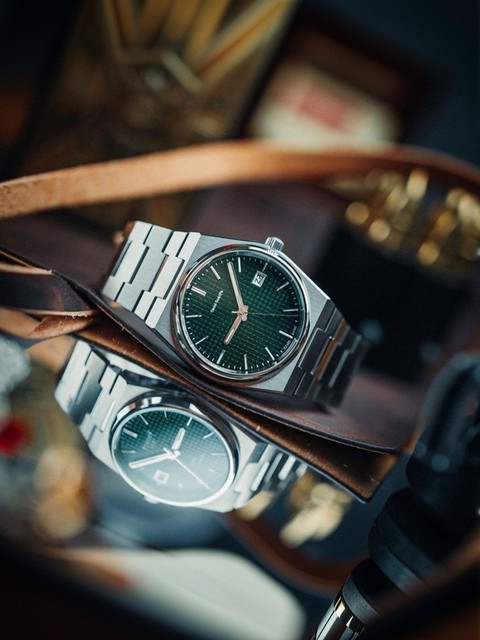 Daniel Radcliffe DRM PE Silver Green Professional Edge Analog Watch For  Men