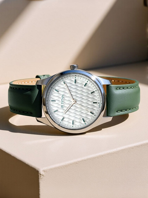 Stainless Steel Best Affordable Women's Watches 2019 BS Watch