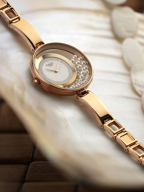 Titan Raga Power Pearls Raga Power Pearls Analog Watch For Women