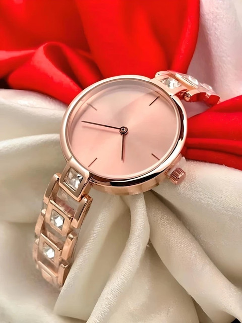 SICKVED Classic Wear Watches for Women Round Peach Studded Dial with Rose  Gold Bracelet Chain Strap Analog Watch For Women