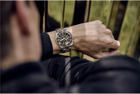 Victorinox 241952 Maverick Analog Watch - For Men - Buy Victorinox