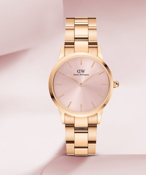 DANIEL WELLINGTON Iconic Iconic Link Pink color Round 28 mm