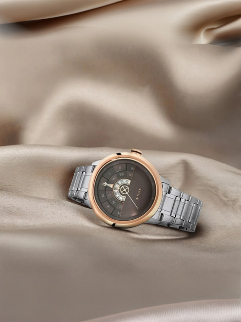 Titan NT1828KM02 Grandmaster Analog Watch For Men