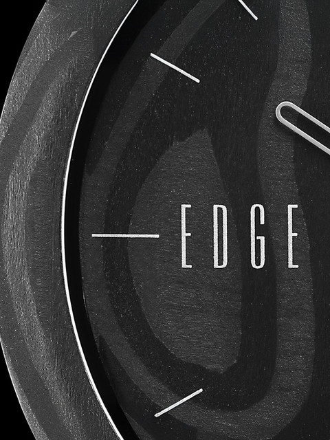 Titan Titan Edge Carbon Fibre Quartz Analog Black Dial Leather