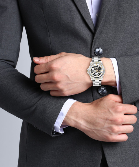 WATCHCOLLECTOR専用 Analog Seiko QXH202Z Wall Clock at ₹ 11000 in New Delhi