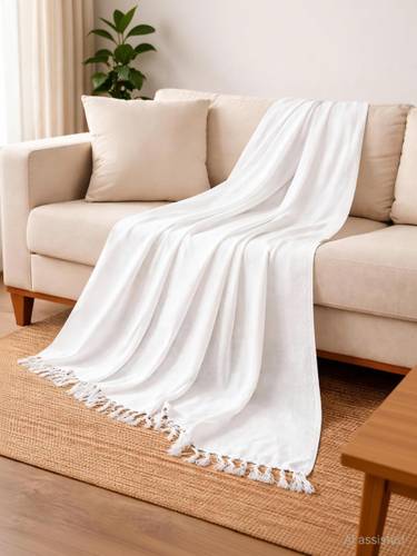 parvathi Cotton 250 GSM Bath Towel